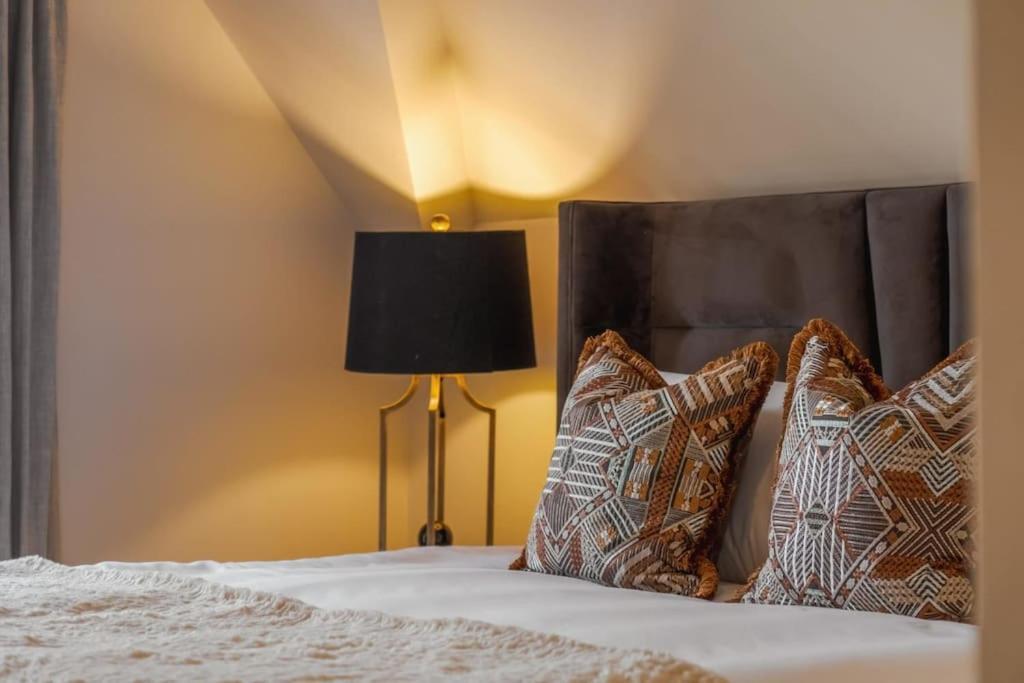 Ferienwohnung Luxury Penthouse - Castle Views - 2 Bed & Parking Windsor Exterior foto